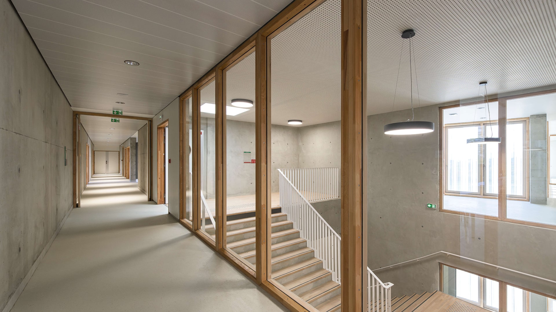 Photo 1 - Lumière, acoustique et modularité